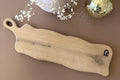 The Long Wood – langt serveringsbrett i heltre eik 61×17 cm