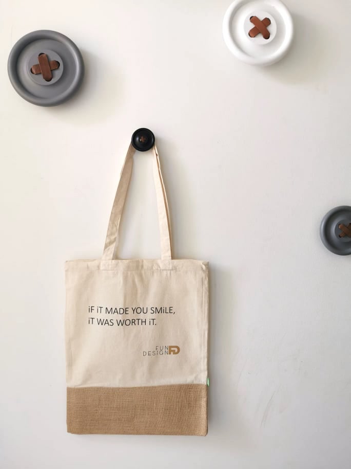 Carry Me lerretveske 44×35 cm