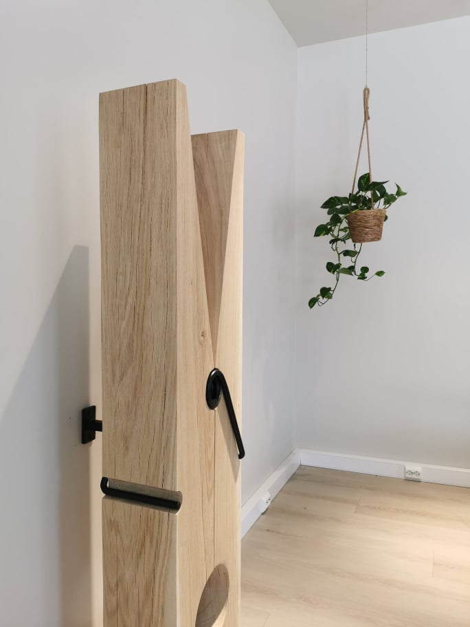 Little Lady brukt som sittebenk – håndlaget i Norge