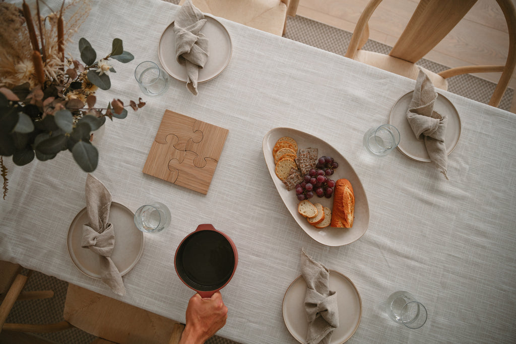 Protective Puzzle – bordbeskyttere som puslebrikker i Accoya